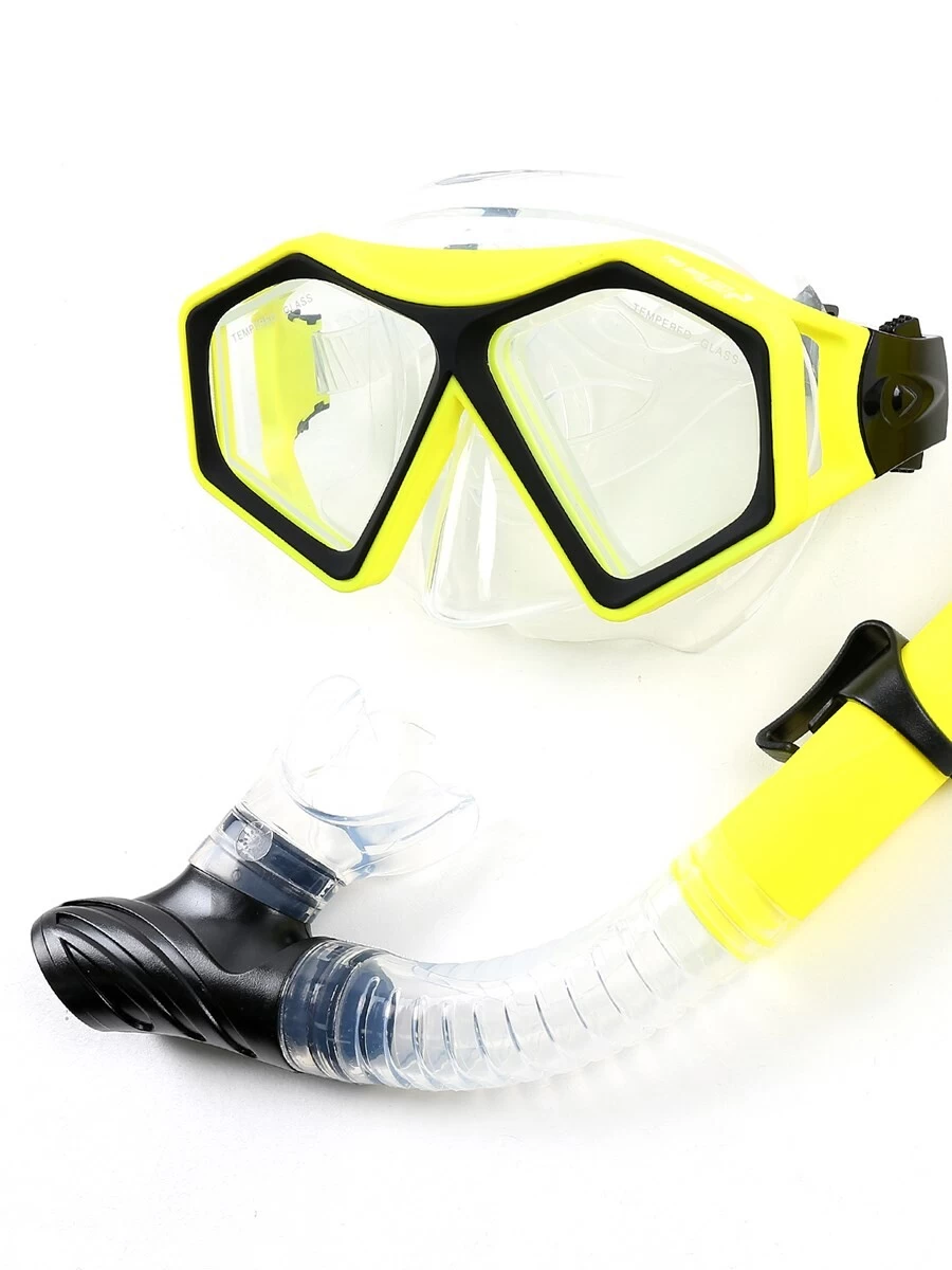 DiveSport Silicone Mask & Dry Top Snorkel 2pc Set (Yellow / Clear) 4 DiveSport Silicone Mask & Dry Top Snorkel 2pc Set (Yellow / Clear) - Image 2