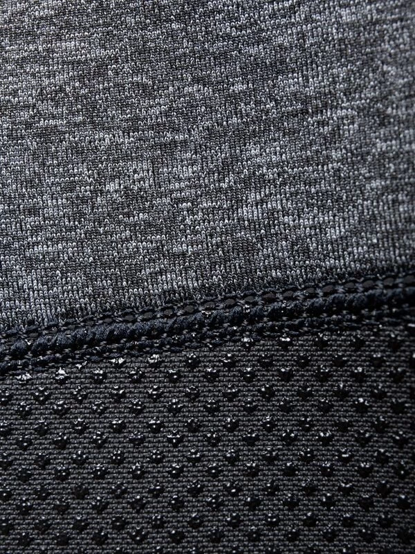 Two Bare Feet Thunderclap Pro 3/2mm Junior Wetsuit (Black / Delta Grey) 12 Two Bare Feet Thunderclap Pro 3/2mm Junior Wetsuit (Black / Delta Grey) - Image 10